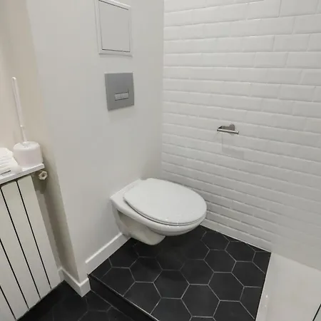 Bright Every Apartman